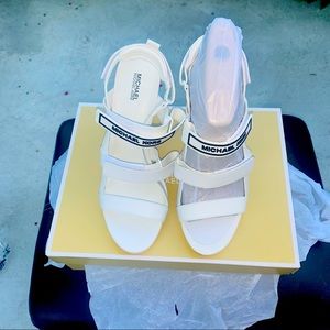 Michael Kors Demi leather sandal optic white size 10